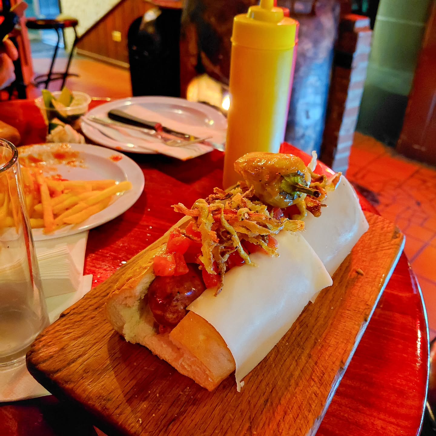 El famoso Mamut Dog — Sótano Suizo